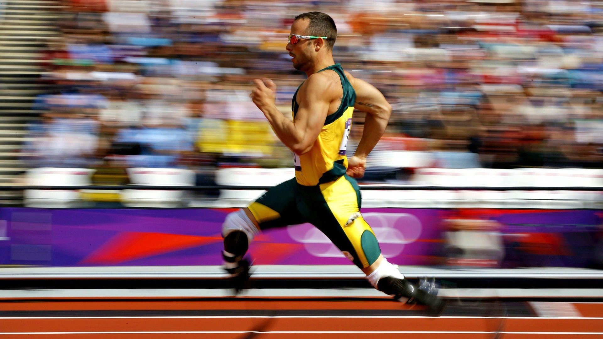 体育竞技场面精彩绝伦,精彩不断,描写体育竞技场面的片段